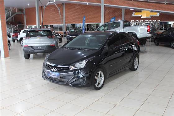 HYUNDAI HB20S 1.6 COMFORT PLUS 16V FLEX 4P MANUAL